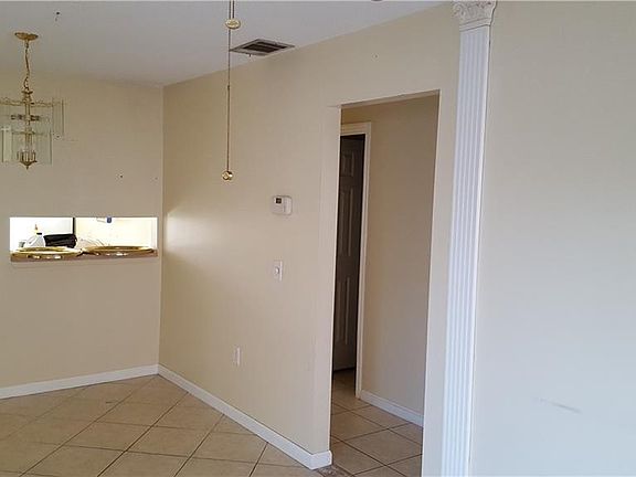 3rd image of 6123 Bryn Wood St