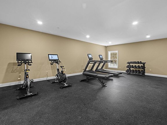 4th image of 485 Blue Hills Pkwy #20