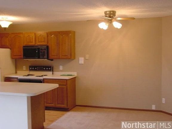 3rd image of 925 Bahls Drive