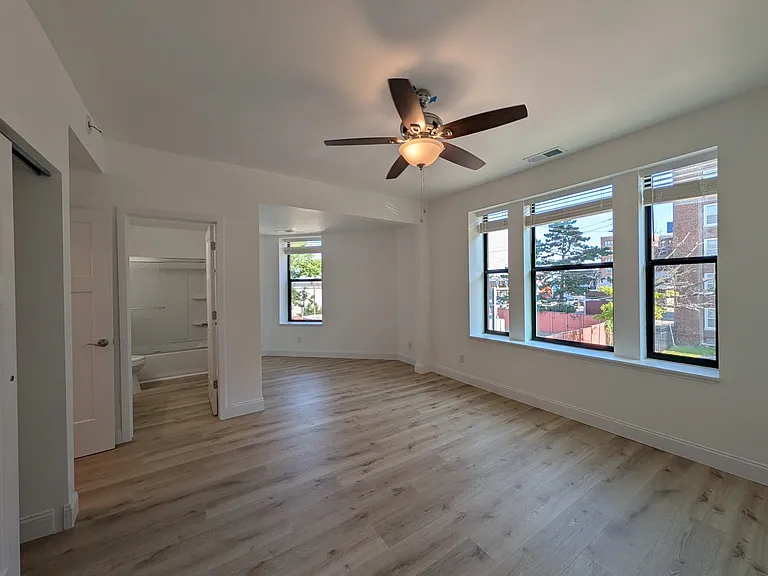 533 Clara Ave #13 — Photo 4