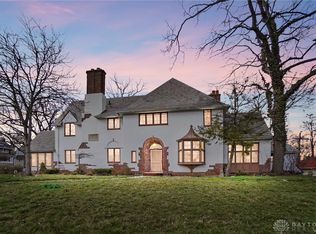 1023 Princeton Dr, Dayton, OH 45406