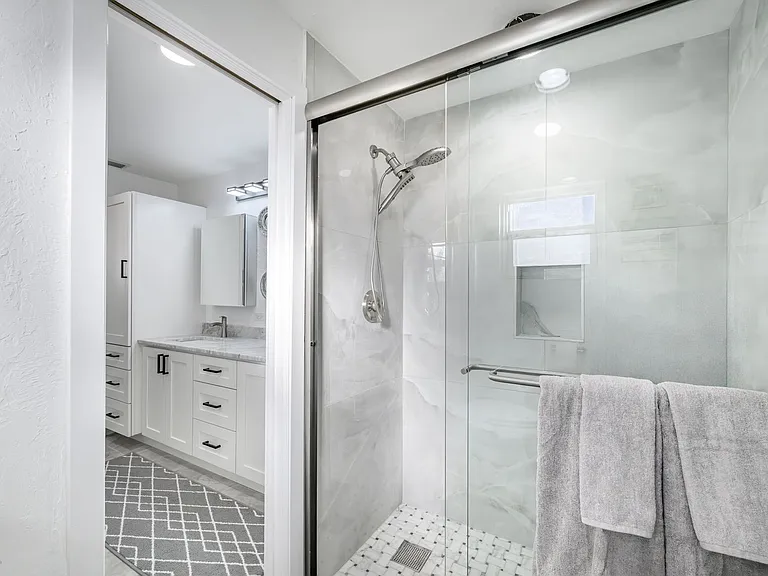 149 Crescent Dr — Photo 39