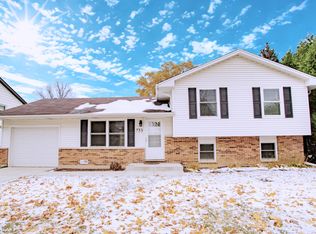 753 Patton Dr, Buffalo Grove, IL 60089