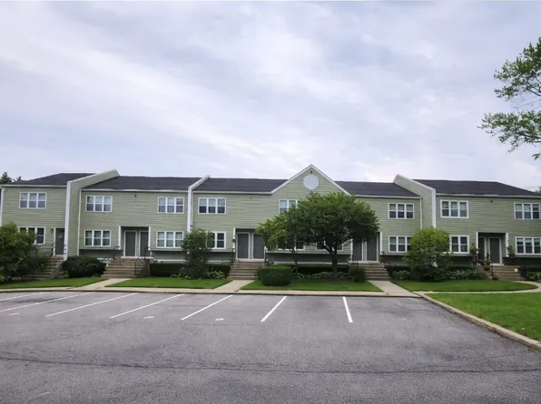 40 Herb Hill Rd APT G, Glen Cove, NY 11542