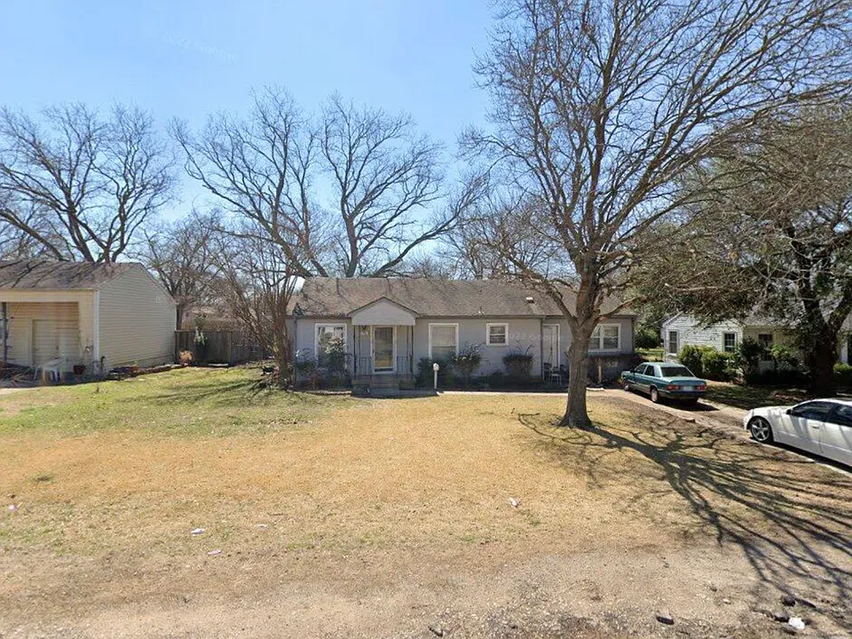 310 Hillside Ave