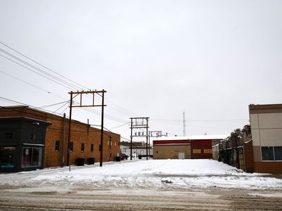 115 W Bell St, Glendive, MT, 59330