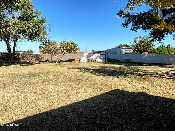 4th image of 9330 W San Miguel Avenue