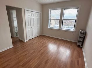 839 W Sheridan Rd, Chicago, IL 60613