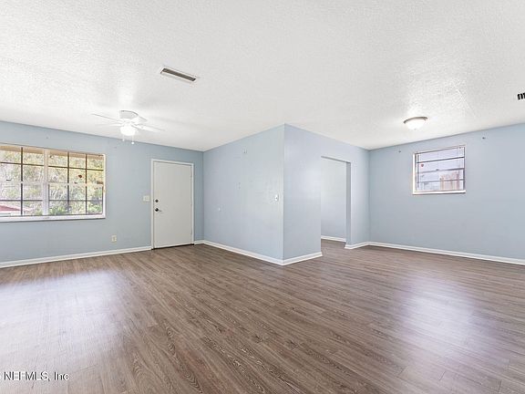 5th image of 8010 JASPER Avenue