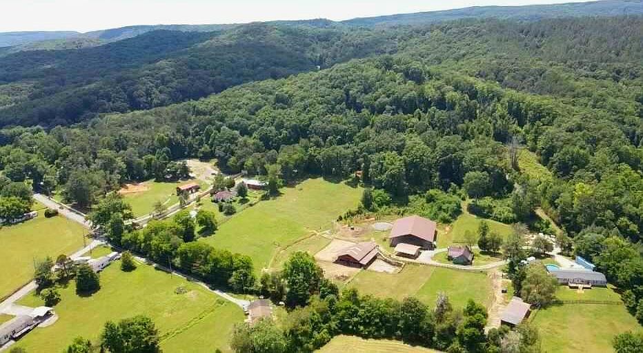 1st image of 200 Reavley Rd