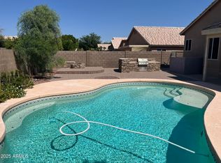 290 W Windsor Dr, Gilbert, AZ 85233