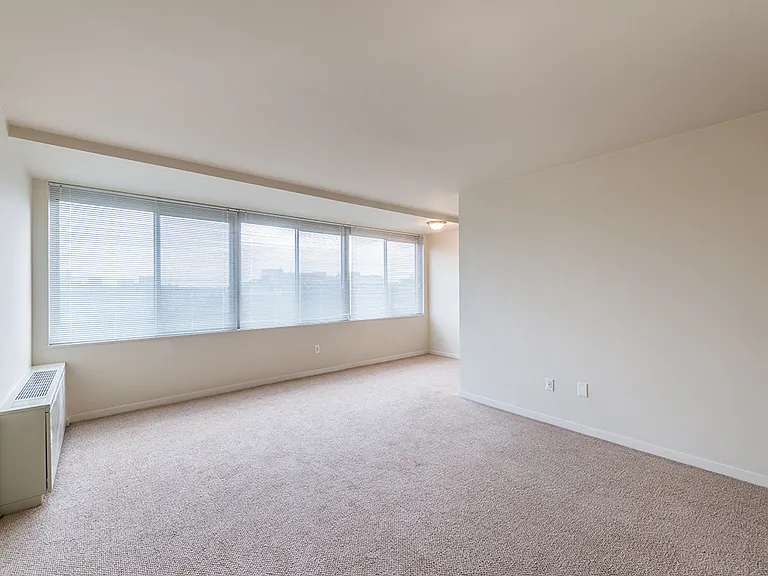 The 925 Apartments — Photo 3