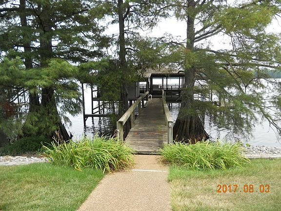 5th image of 11983 Horseshoe Cir