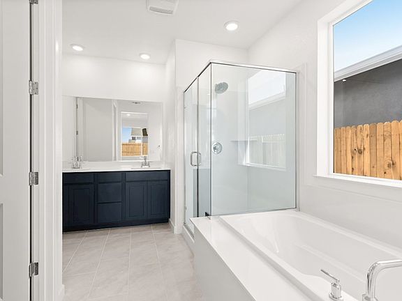 Plan 1 Primary Bathroom