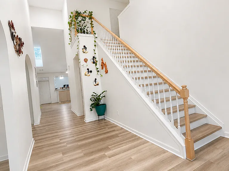 3575 Evonvale Overlook — Photo 8