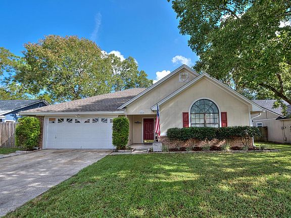 8635 Charlesgate_004_WEB