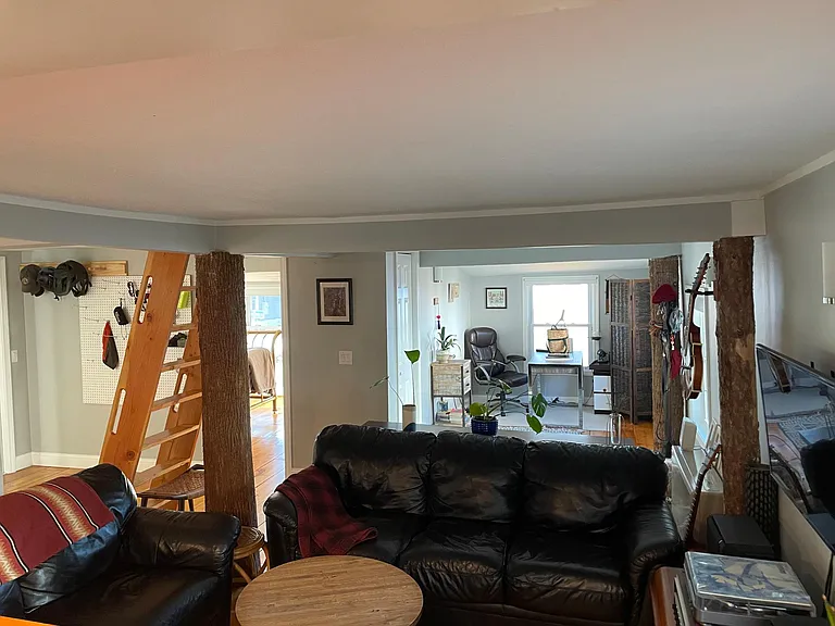 15 Lone Birch St — Photo 11