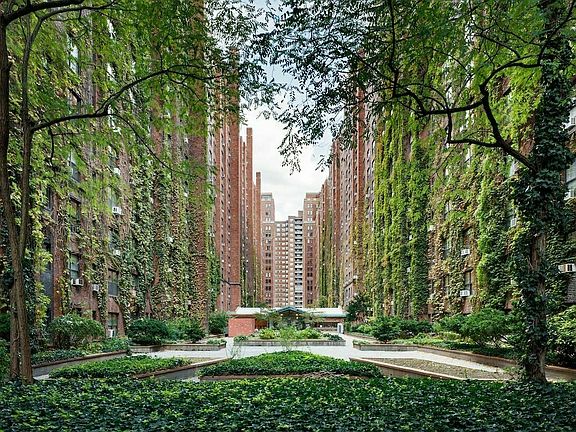 5th image of 425 W 23rd St APT 3A