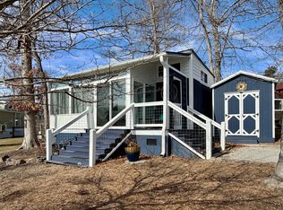 5 Empire Ln, Flat Rock, NC 28731