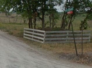 250 Sunkist Dr, Lockhart, TX 78644