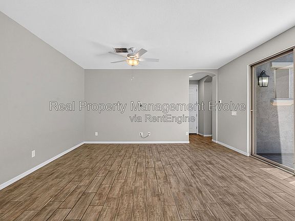 4th image of 2498 S Betty St