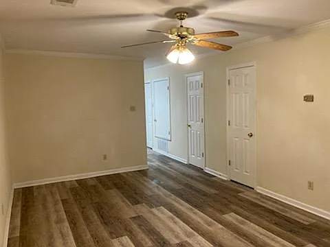 371 Club Rd — Photo 5