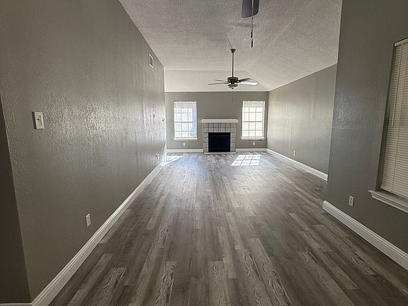 2nd image of 1036 Parkhill Ave