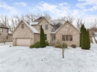 160 Eric Dr, Beaver, PA 15009