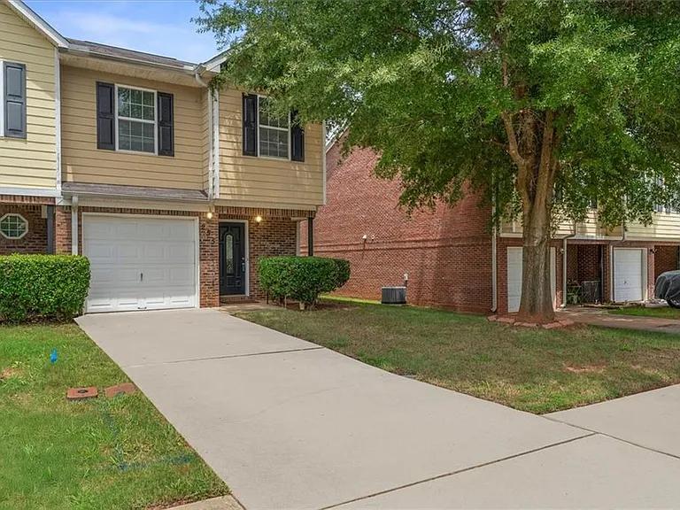 255 Magnolia Gardens Walk — Photo 2