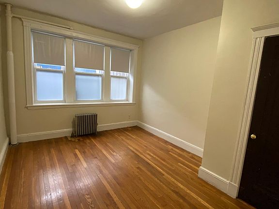 4th image of 1804 Commonwealth Ave #5