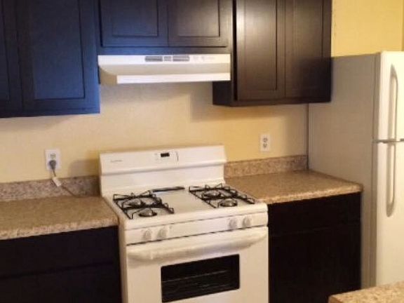 5th image of 4722 NW 23rd St APT 6