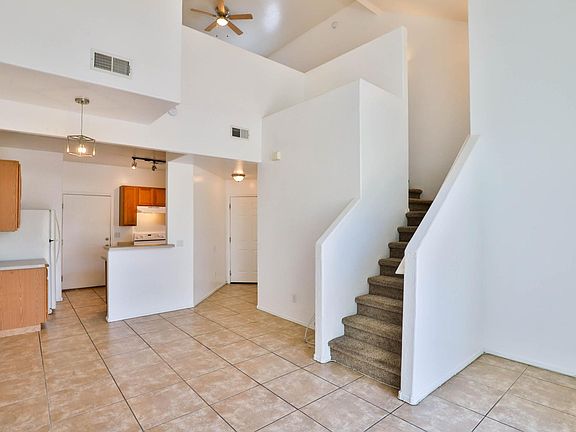 5th image of 2027 E University Dr