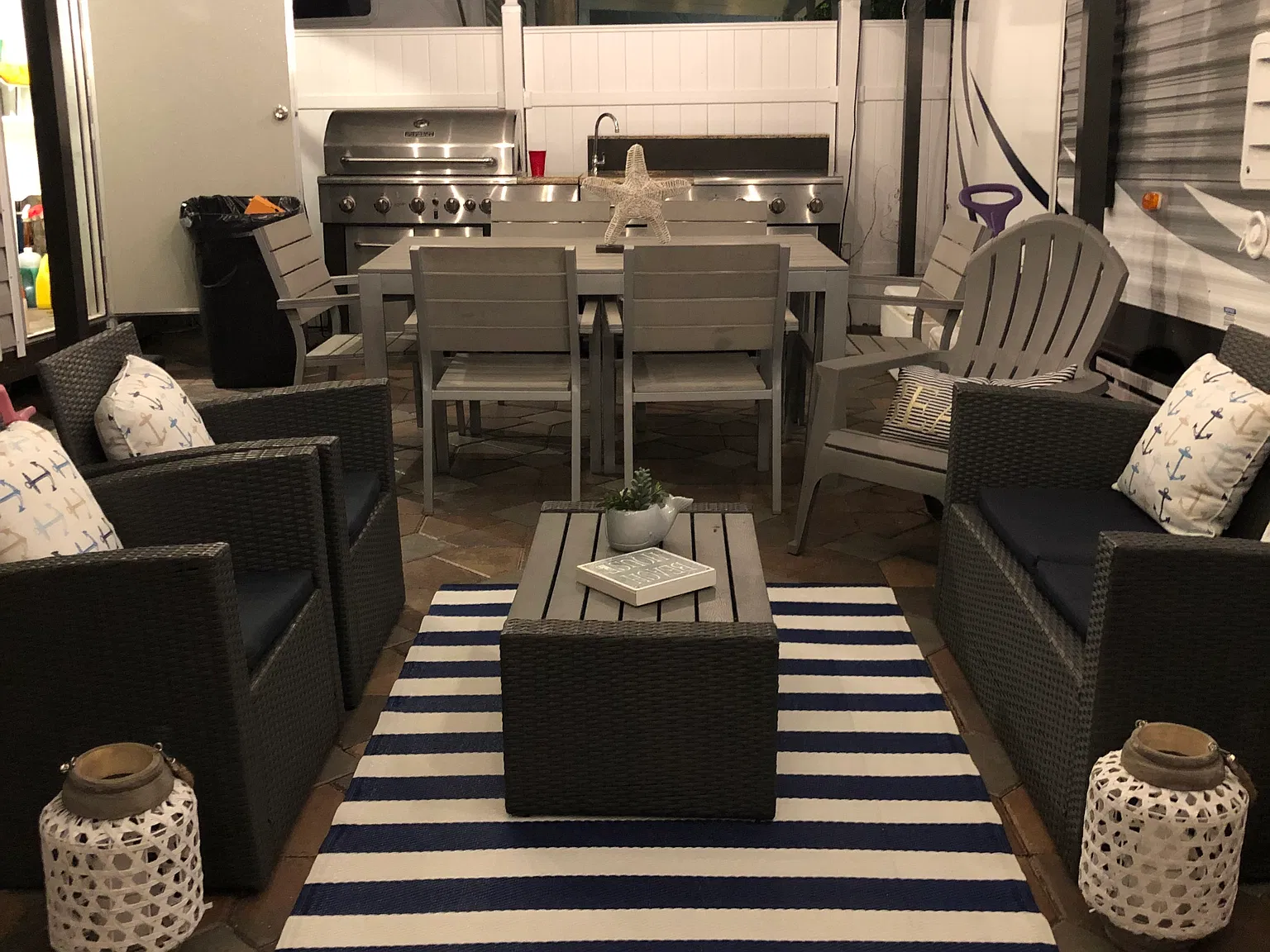 2 bed, 300 sqft, $1,850 — Photo 1