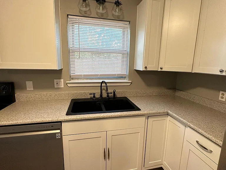 1509 Camilla Rd — Photo 12