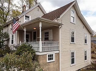 166 Montvale Ave, Woburn, MA 01801