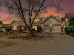 8813 Robin Ave NE, Albuquerque, NM 87112