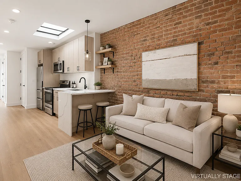 1012 Halsey St #3 — Photo 1