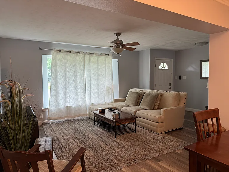 9619 Liptonshire Dr — Photo 8