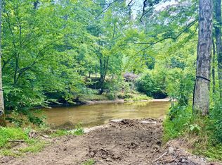 1080 Henley Rd, Ashland City, TN 37015