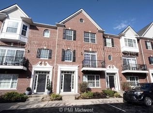 1033 3rd Ave NW, Carmel, IN 46032