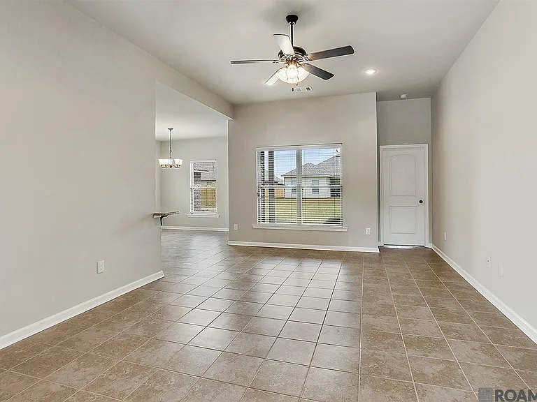 18322 Sunset Park Dr — Photo 7
