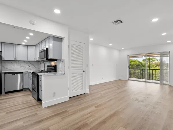 Casa Del Rio (TCPA), 450-490 NW 20th St #Cdr-306a, Boca Raton, FL 33431