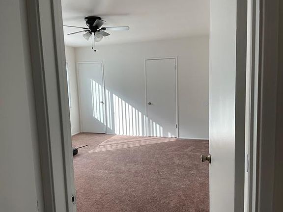 5th image of 5425 Bellingham Ave #4