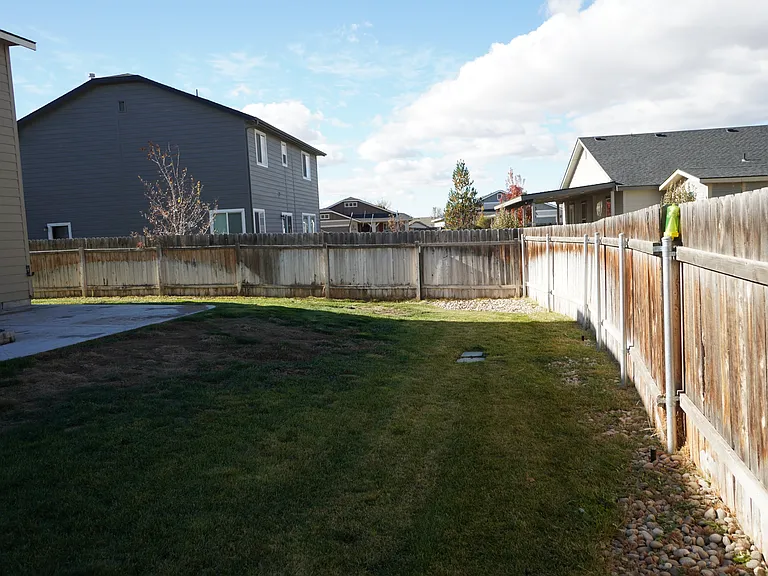 10686 Ice Springs St — Photo 23