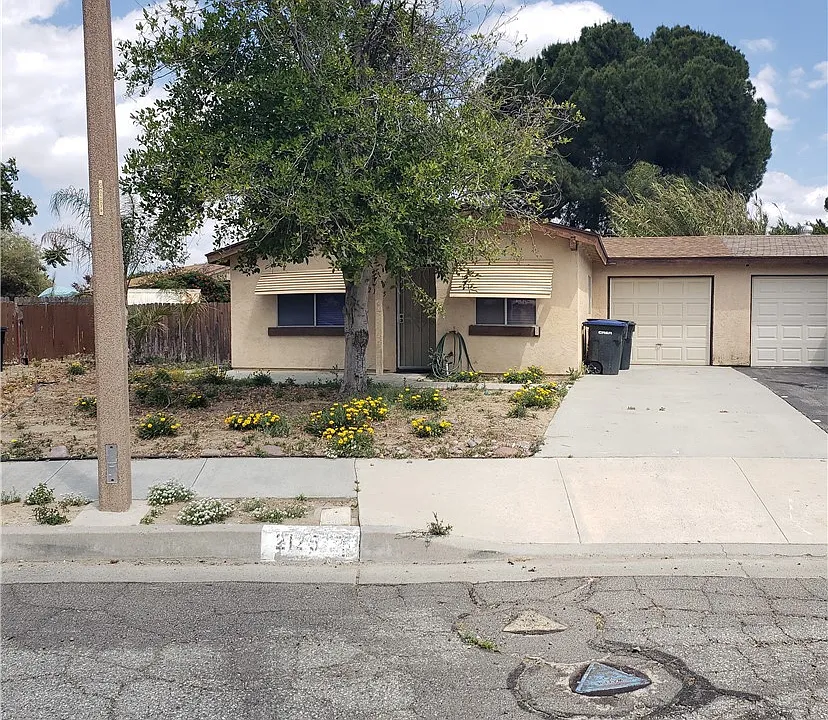 2125 San Bernardo Ave