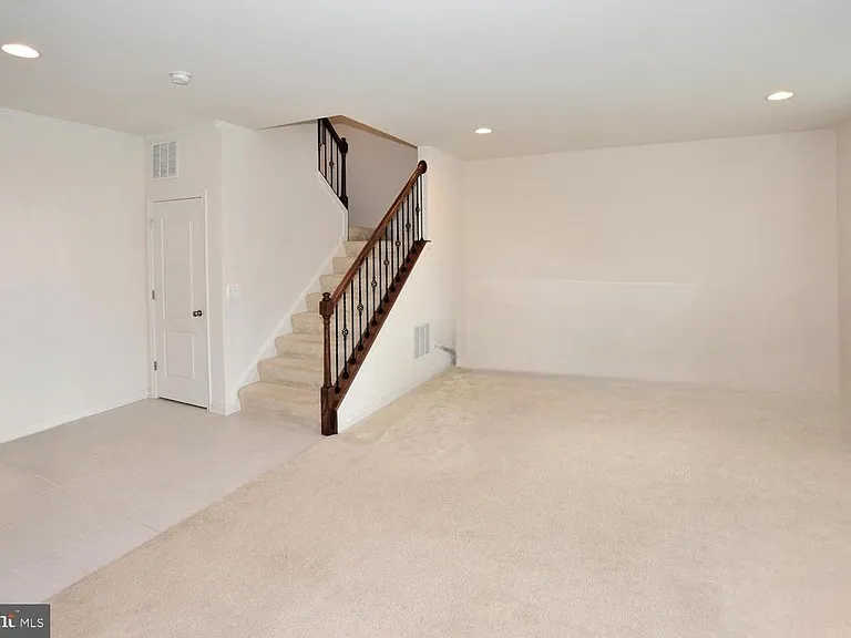 23573 Kingsdale Ter — Photo 5