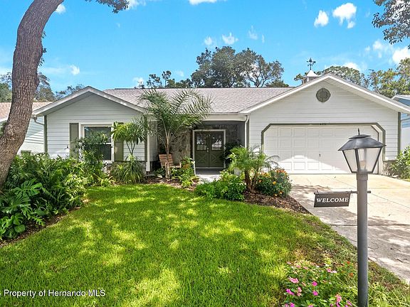 3rd image of 6342 Pine Meadows Dr