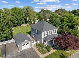 3 Hill St, Methuen, MA 01844