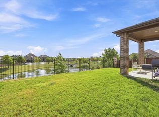 8121 Loretta Day Dr, Arlington, TX 76002