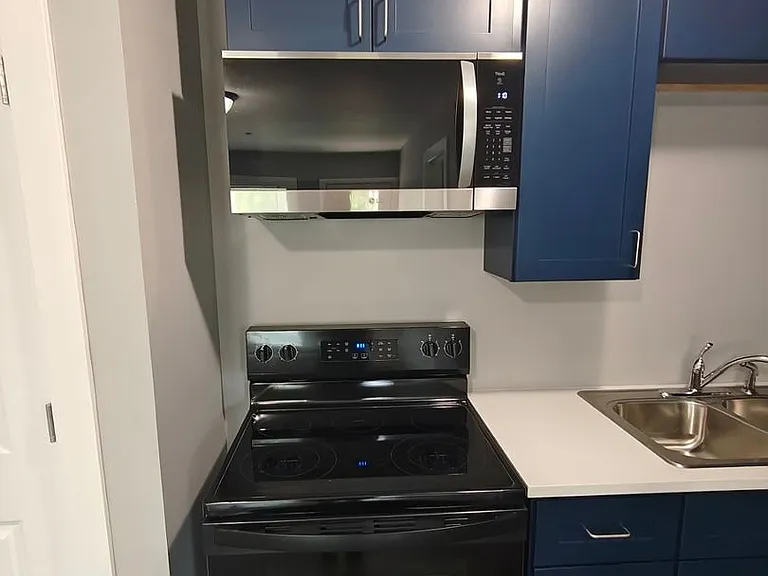1336 N Walnut St — Photo 44